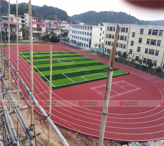 江西省大餘縣南安中學