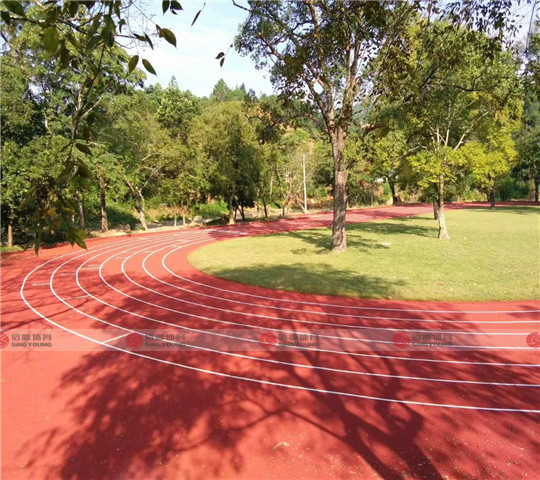 江西省定南縣龍塘中（zhōng）學