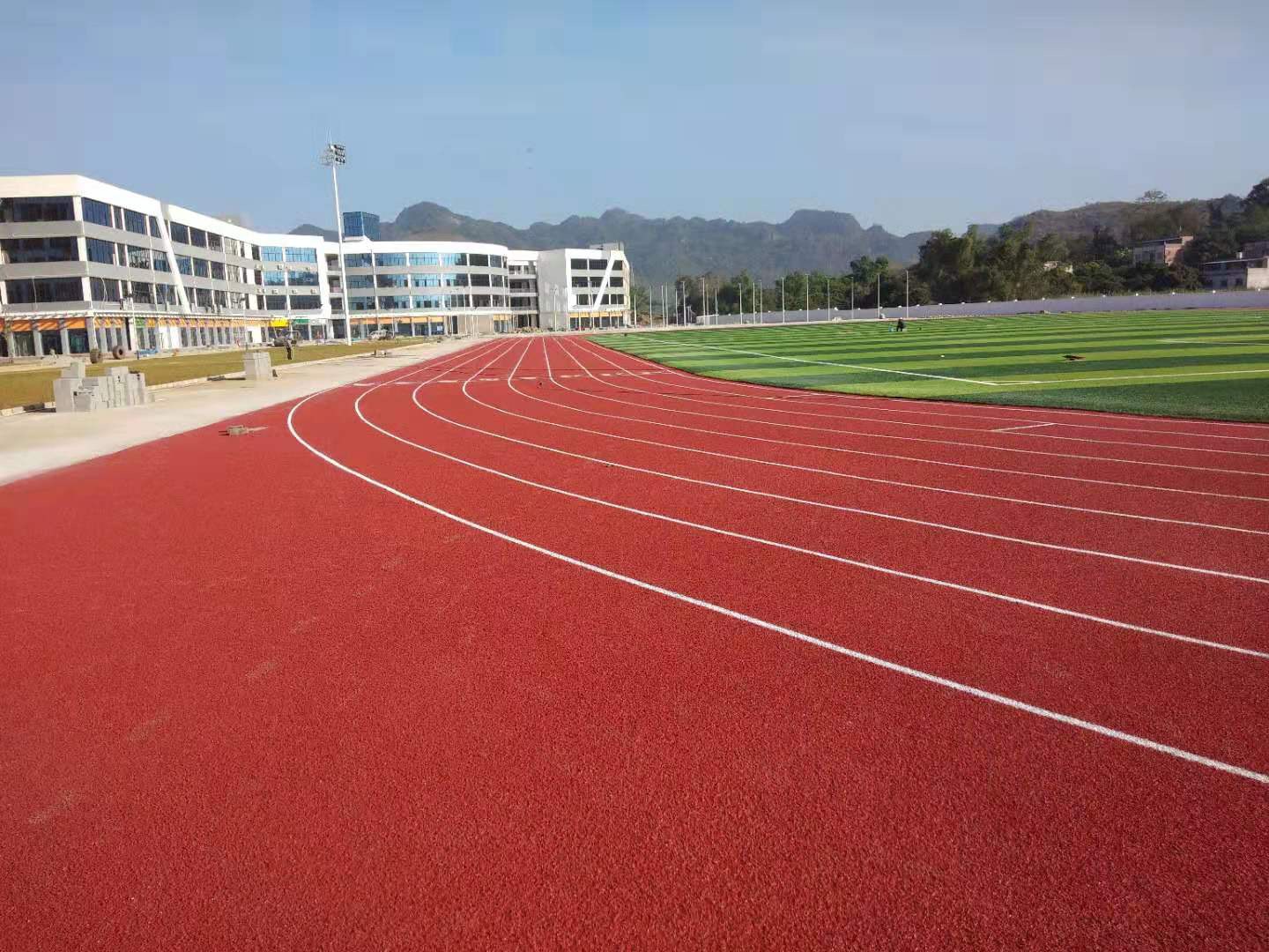 矽PU籃球場材料